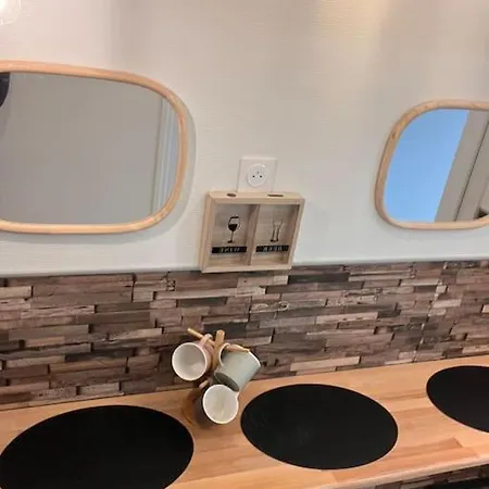 Апартаменты Duplex Hypercentre Au Calme Avec Parking