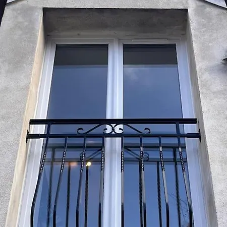 Duplex Hypercentre Au Calme Avec Parking Apartment Fontainebleau